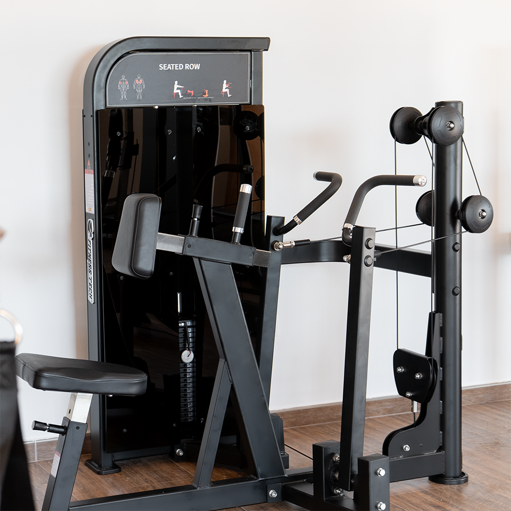 Remo Sentado | Máquina selectorizada - Compact Series