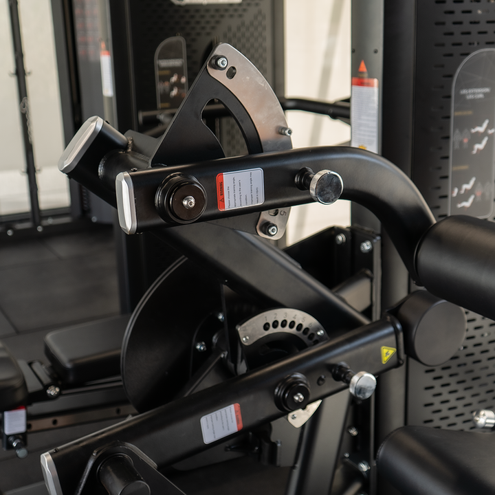 Leg Extension and Leg Curl | Dual selectorized machine - Pro Series